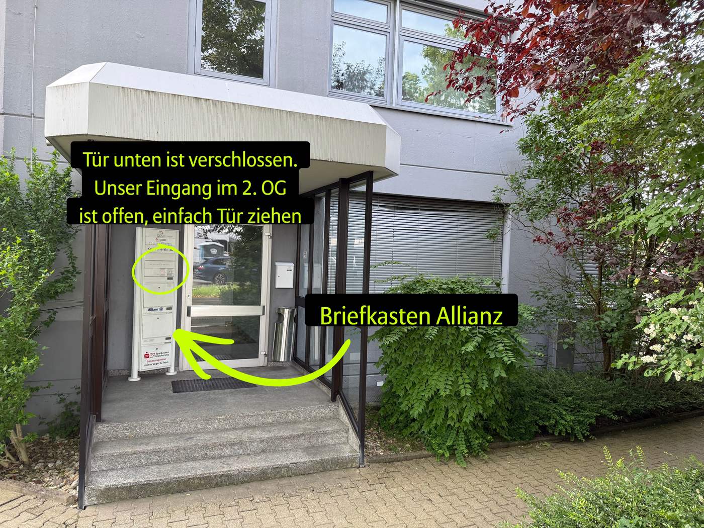 Am Eingang: Tür unten ggf. verschlossen → bei „Allianz" klingeln, dann hoch ins 2. OG (Tür ist offen, einfach ziehen). Hier auch der Allianz-Briefkasten.